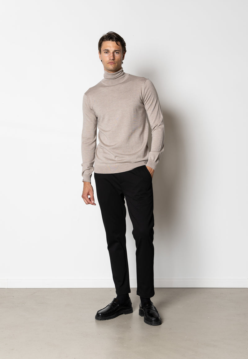 Clean Cut Copenhagen Alfredo merino wool roll neck Strik Ecru