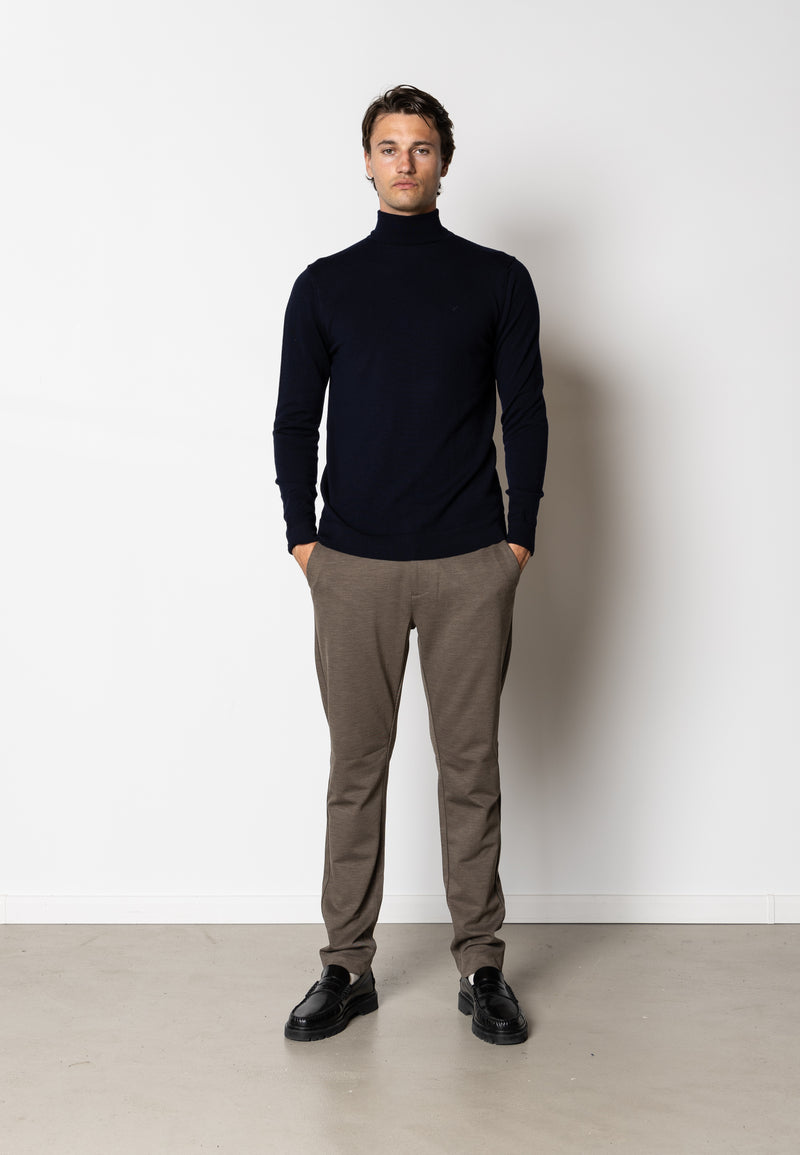 Clean Cut Copenhagen Alfredo merino wool roll neck Strik Mørk Navy