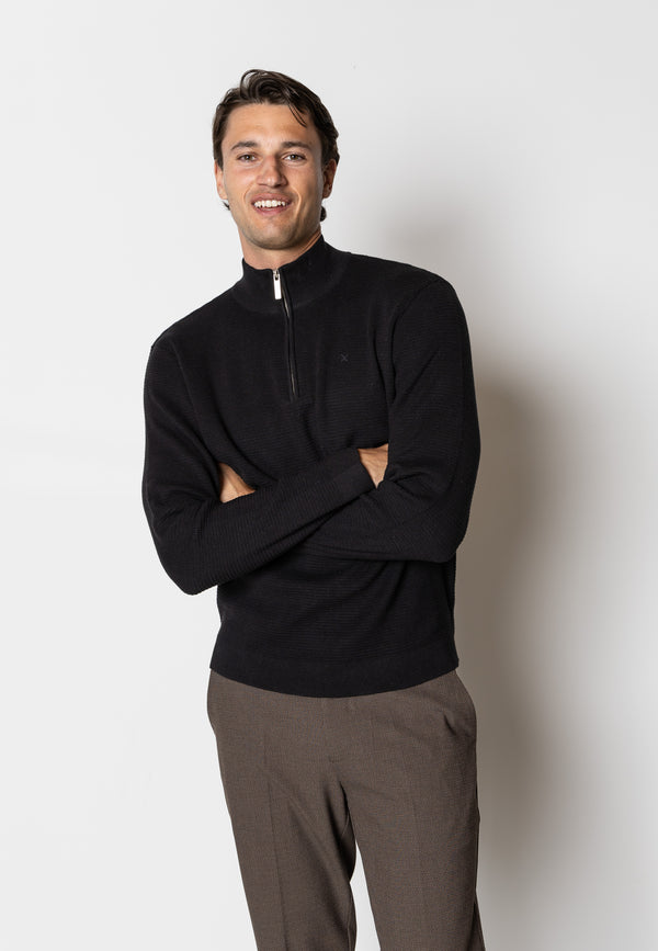 Clean Cut Copenhagen Oscar half zip knitted jumper Strik Sort