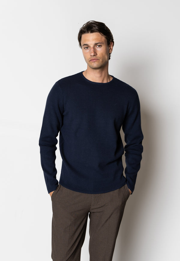 Clean Cut Copenhagen Oscar knitted jumper Strik Navy