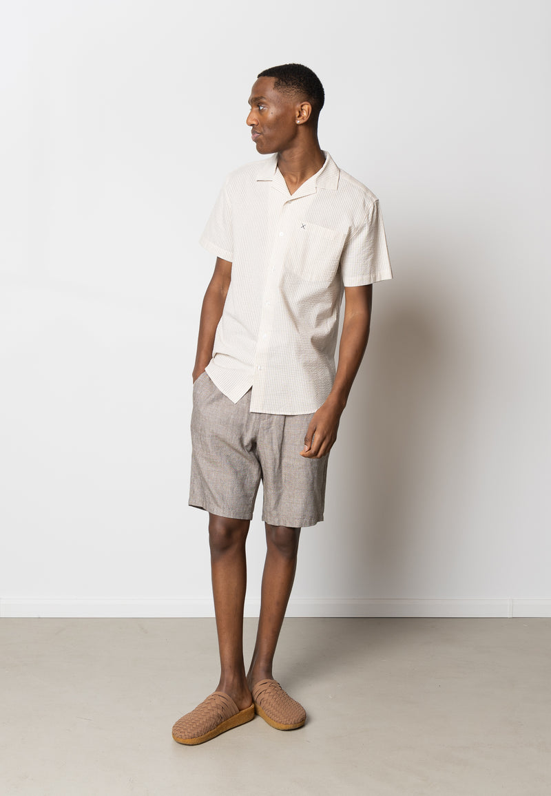 Clean Cut Copenhagen Roman linen shorts Shorts Khaki Melange