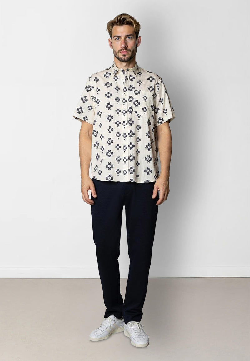 Clean Cut Copenhagen Tommy lyocell shirt Skjorte S/S Ecru/Navy