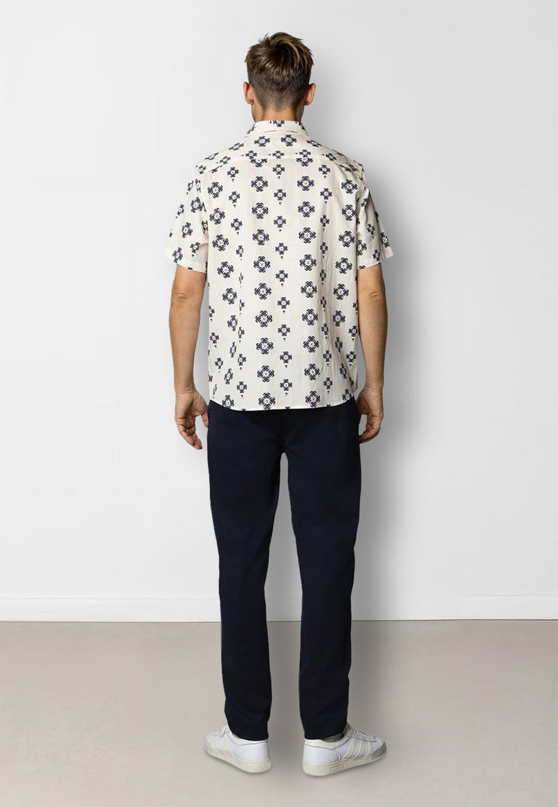 Clean Cut Copenhagen Tommy lyocell shirt Skjorte S/S Ecru/Navy