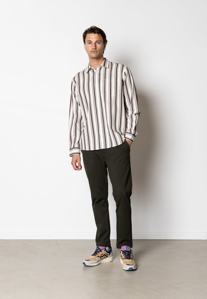 Clean Cut Copenhagen Willum lyocell shirt Skjorte L/S Ecru/Dark Plum striped